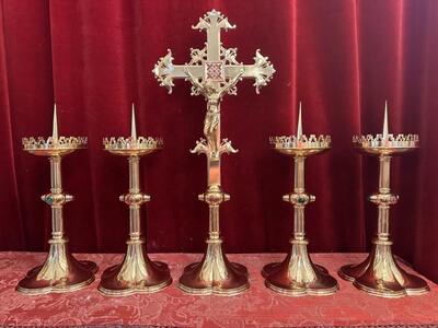 Matching Candle Sticks & Cross Height Without Pin. Measures Cross : H 68 Cm X W 31 Cm X D 20 Cm style Gothic - Style en Brass / Bronze / Polished and Varnished / Stones, Belgium  19 th century ( Anno 1885 )