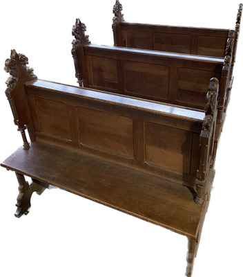 Pews style Gothic - Style en Oak wood, Netherlands  19 th century