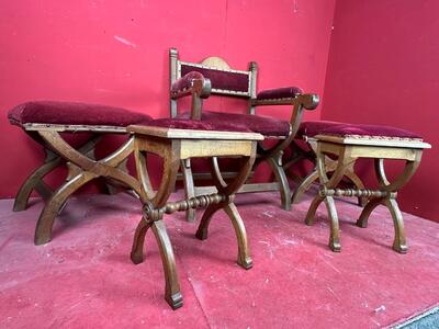Set Altar - Seats style Gothic - Style en Wood Oak / Red Velvet, Belgium  19 th century ( Anno 1875 )