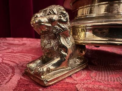 Matching Candle Sticks Height Without Pin. style Gothic - Style en Bronze Gilt, Belgium  19 th century ( Anno 1885 )