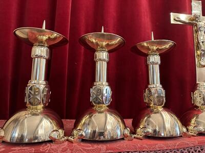 Altar - Set  Candle Sticks With Matching Cross. Measures Candle Sticks Without Pin style art - deco en Brass / Bronze / Polished and Varnished, Belgium  20 th century ( Anno 1930 )