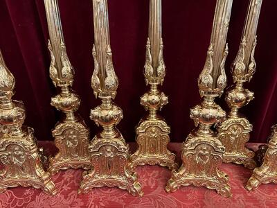 Matching Candle Sticks Height Without Pin. style Classicistic en Bronze / Polished and Varnished, France 19 th century ( Anno 1885 )