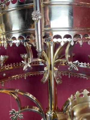 Matching Pair Of Candelabra. style Gothic - style en Brass / Bronze / Polished and Varnished, Belgium  19 th century ( Anno 1890 )