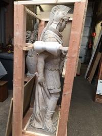 Packing Pair Of Life Size Soldiers For Portugal 2017 en MARBLE, 20th century