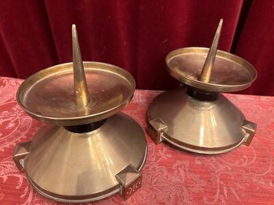 Candle Holders Measures Without Pin style art - deco en Brass / Bronze / Ebony Wood, Belgium  20 th century ( Anno 1930 )