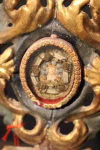 Reliquaries style baroque en wood polychrome, France 17 th century