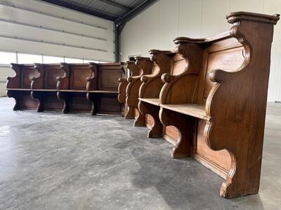 Choir Seats Total Lenght : 512 Cm en Wood Oak, Belgium  18 th century