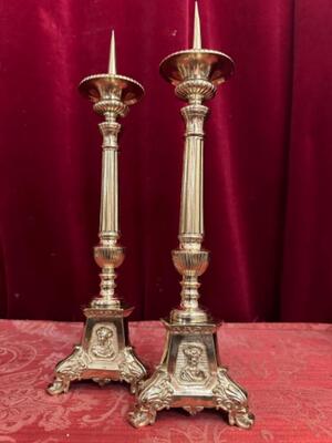 Candle Holders Measures Without Pin style Gothic - Style en Bronze / Polished and Varnished, Belgium  19 th century ( Anno 1885 )