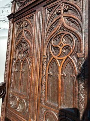 Chairs  style Gothic - Style en Wood, France 19 th century