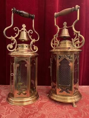 Communion Lanterns style Gothic - style en Brass / Polished / New Varnished / Glass, Belgium 19th century ( anno 1875 )