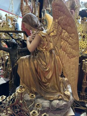 Exceptional Angels style Gothic - Style en Made out of wood-pap, totally gold-leaf covered., France 19 th century