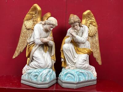 Kneeling Angels style Gothic - Style en Composite Stone, Belgium  19 th century