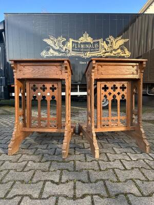 Matching Kneelers style Gothic - Style en Oak wood, Belgium  19 th century