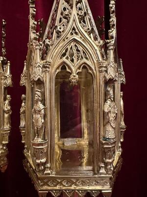 Reliquaries style Gothic - Style en Bronze / Polished and Varnished / Glass, France 19 th century ( Anno 1865 )