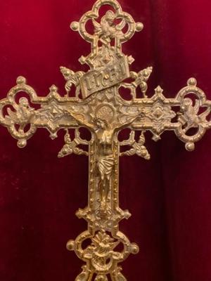 Altar - Crosses style Romanesque en Brass / Bronze / Polished and Varnished, France 19 th century ( Anno 1875 )