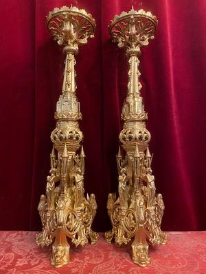 Candle Sticks Measures Without Pin style Romanesque en Bronze / Polished / New Varnished, France 19th century ( anno 1870 )