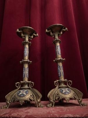Matching Candle Sticks style Romanesque en Bronze / Gilt / Enamel, France 19th century