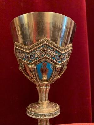 Promanesque-Style Full Silver/Gilt Chalice & Ciborium, Richly Enamelled, With Paten, In Very Good Condition, No Dents Or Cracks. style Romanesque en full silver / enamel medalions, France 19th century ( anno 1865 )