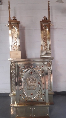 Project 2019 Restauration Of Chapel With Tabernacle en Brass / Polished / New Varnished, 19th century ( anno 1875 )